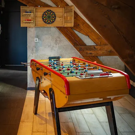 Elegance Anglaise En Hypercentre Du Mans Avec Videoprojecteur, Babyfoot Et Flechette 아파트 르망
